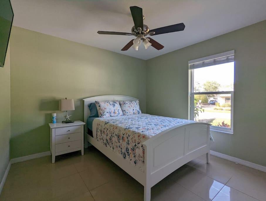 3Bed & 2Bath Property Couple Minutes From Siesta Key Beach & Downtown Sarasota Esterno foto
